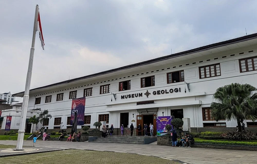 Bandung Geological Museum